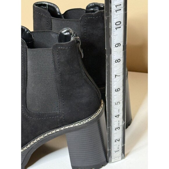 Olivia Miller Black Platform Chelsea Ankle Booties - Picture 12 of 12